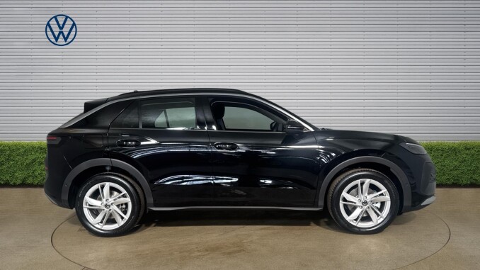 Volkswagen T-Roc 1.5 eTSI Life 5dr DSG Petrol Hatchback - Image 4